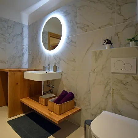 Apartment Design Nellere Padola