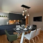 Апартаменты Design Nellere Падола