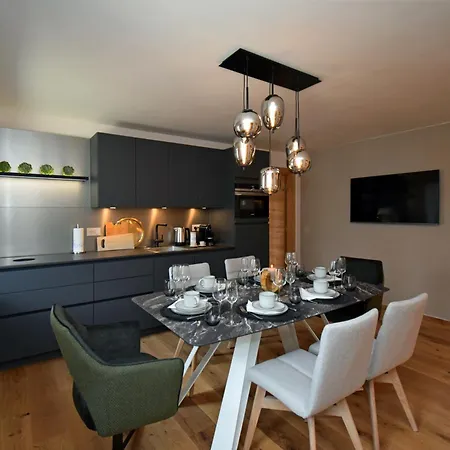 Apartment Design Nellere Padola